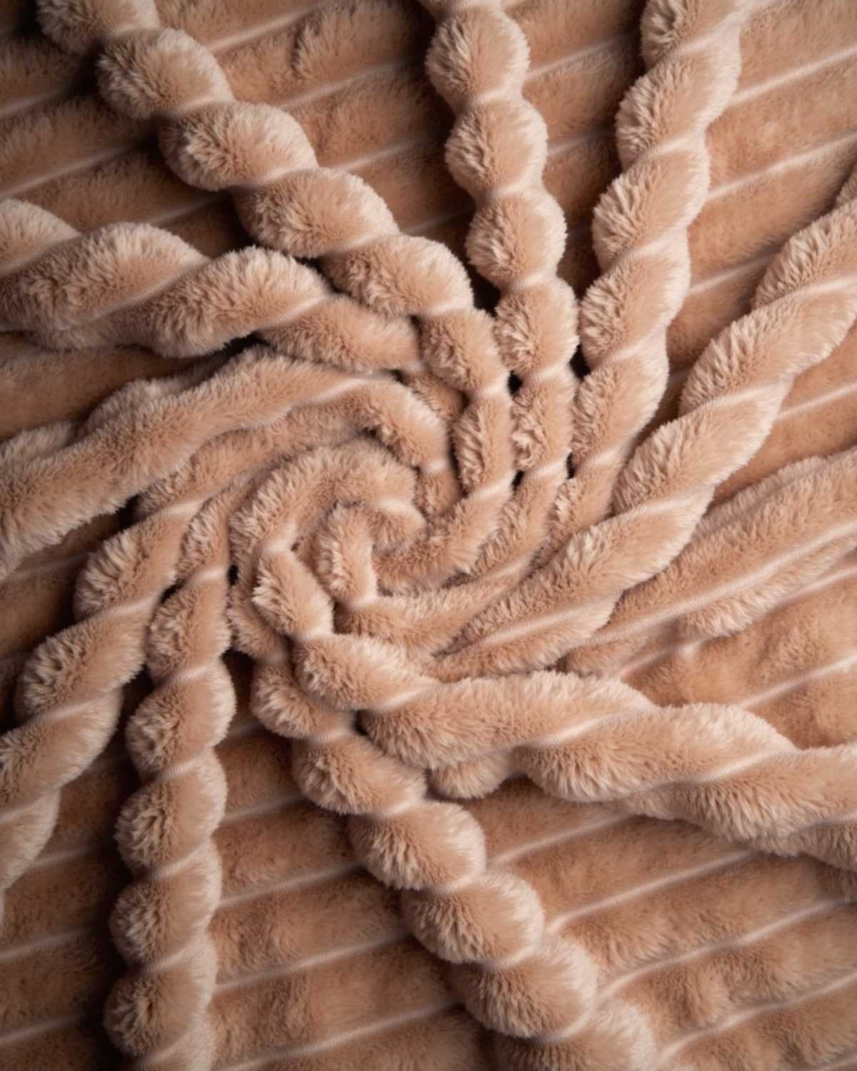 Cloudy - Cozy Fleece Blanket