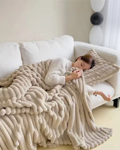 Cloudy - Cozy Fleece Blanket