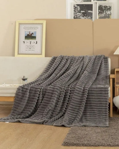 Cloudy - Cozy Fleece Blanket