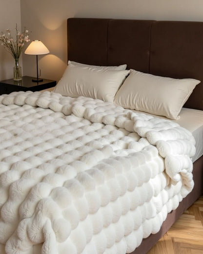 Cozy Fleece Bubble Blanket